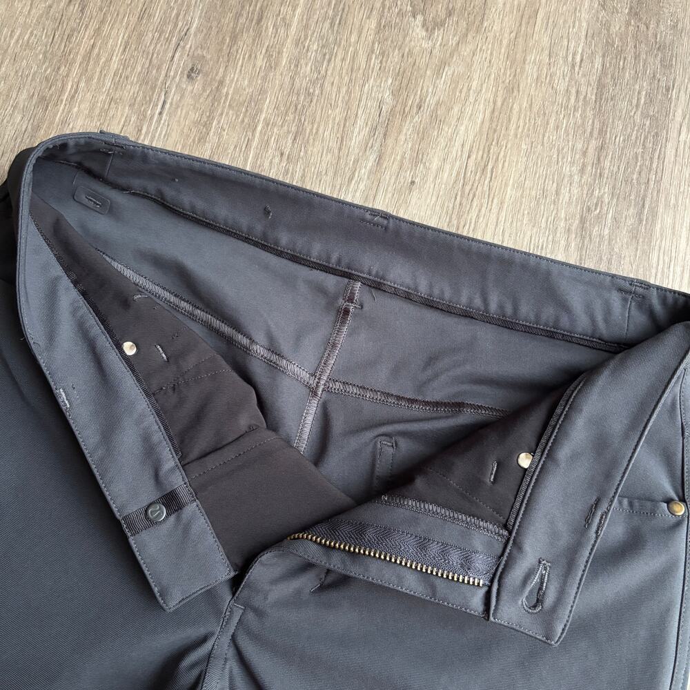 ABC Slim-Fit 5 Pocket Pant Warpstreme Obsidian 28x31​ - Picture 6 of 9